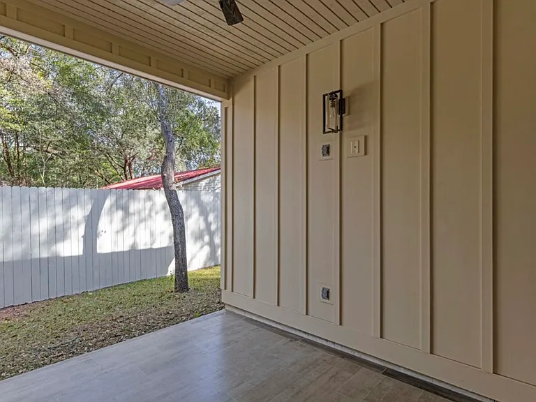 16 Justin Ct — Photo 19