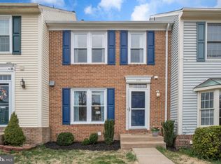 21180 Winding Brook Sq, Ashburn, VA 20147