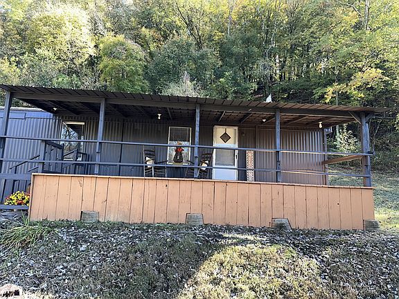 2nd image of 428 Turkey Creek Hwy