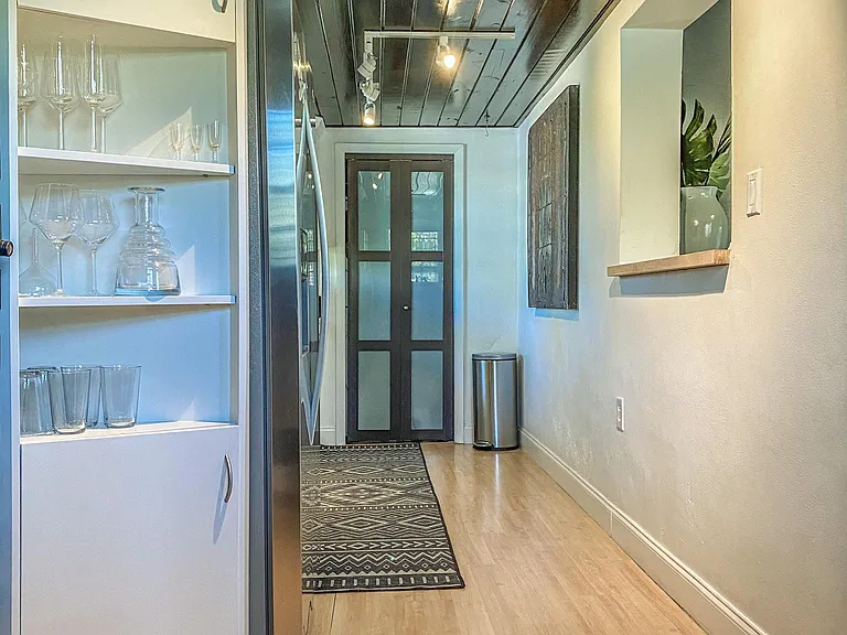 402 Coconut Dr — Photo 34