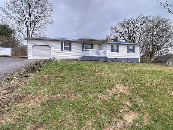 3rd image of 104 Meadowstone Dr