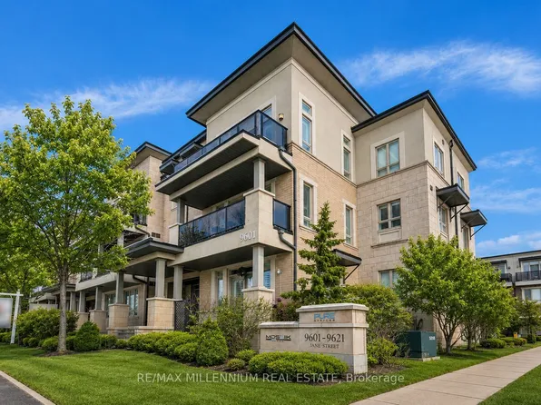 9601 Jane St #9, Vaughan, ON L6A 4G5