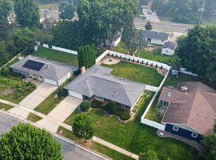 7106 Mockingbird Ln, Middleton, WI 53562
