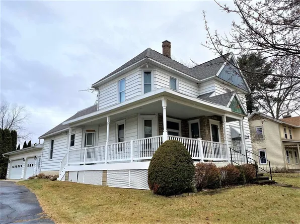 229 South Madison St, Cambria, WI 53923