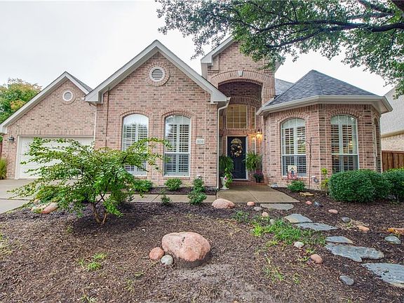 2nd image of 806 Buckhill Dr