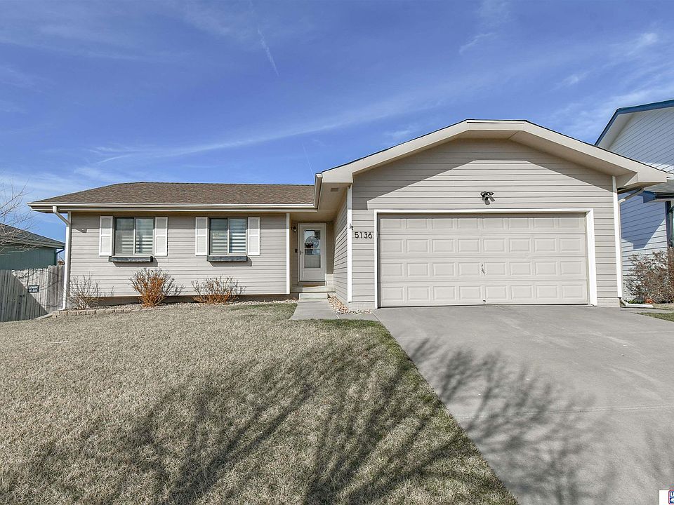 1st image of 5136 W Sparrow Ln