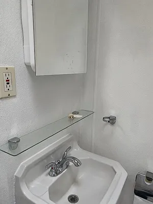 Rented by Virtual Real Estate | media 9