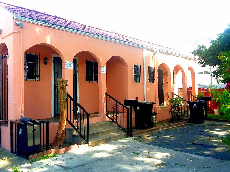 1st image of 616 N Harvard Blvd