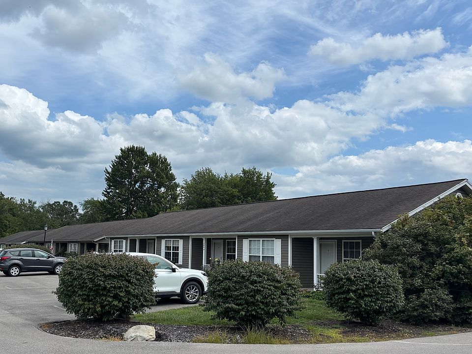 2nd image of 300 Ann Marie Dr #305-C