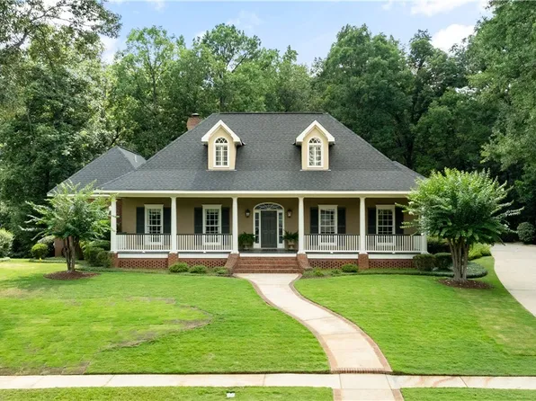 2114 Westminster Ln, Tuscaloosa, AL 35406