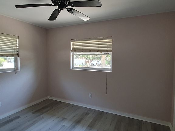 5th image of 1840 Douglas Ave