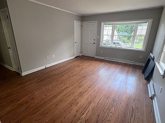 5th image of 128 Saint John St