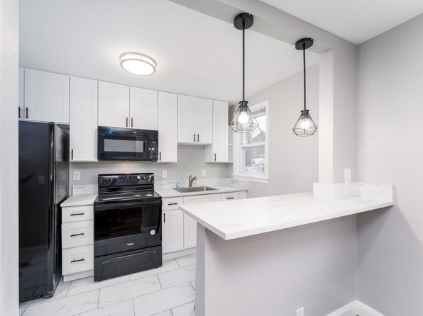 1102 Meridene Dr APT 1