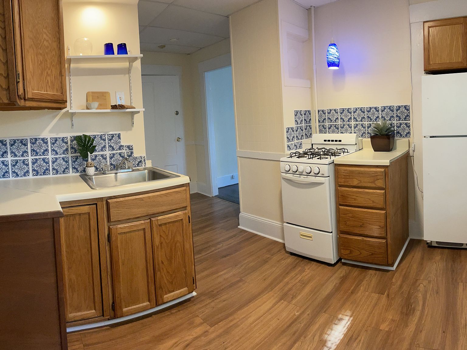 66 Broadway St APT 4, Westford, MA 01886 | Zillow