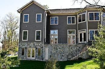 2nd image of 10610 Rosehaven St