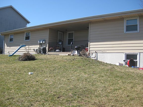 5th image of 511 S Crosby Ave