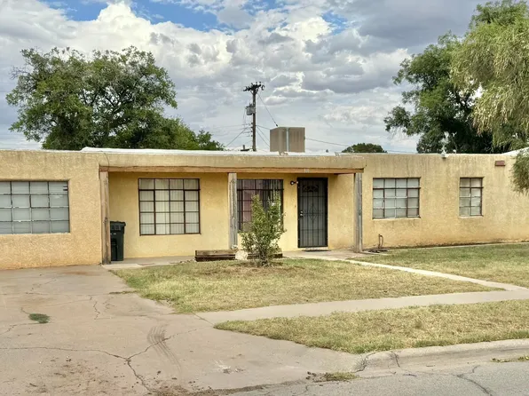 910 Walter St, Carlsbad, NM 88220
