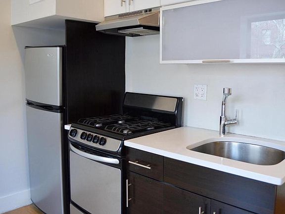 3rd image of 26 Lefferts Pl APT 3R