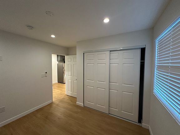 3rd image of 10234 Silverton Ave APT 8