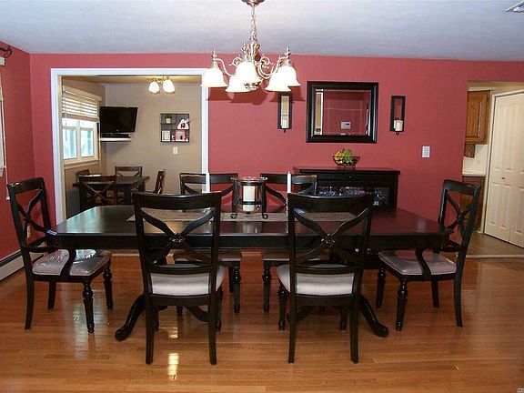 5th image of 16 Continental Dr