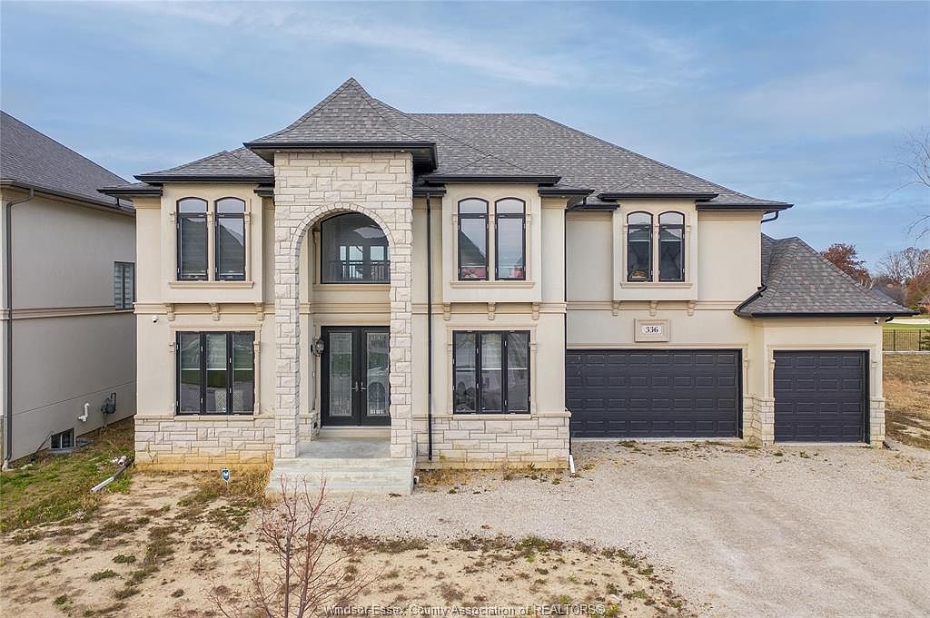 336 Benson Ct