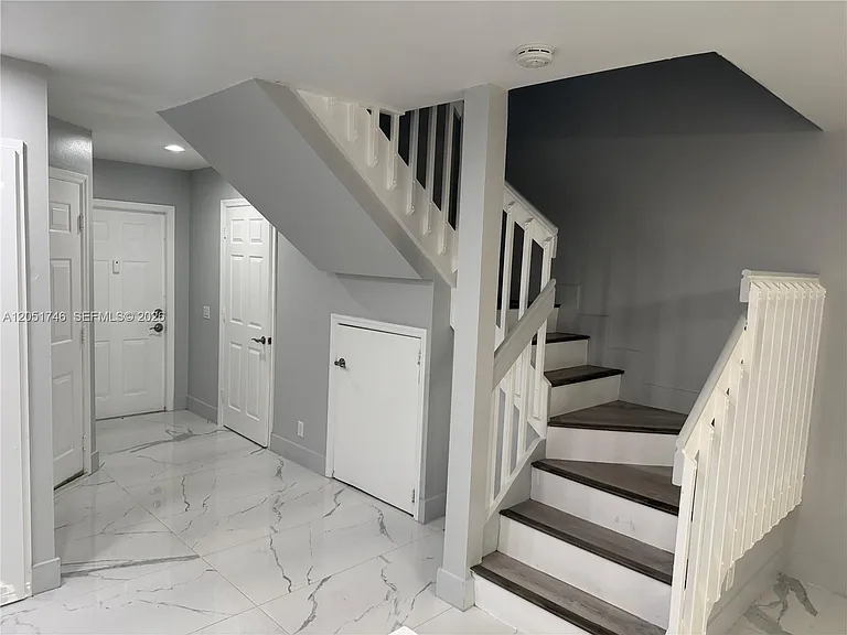 774 NW 42nd Pl #774 — Photo 9