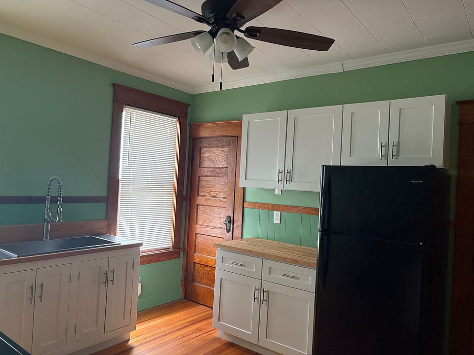 Updated Kitchen with New Cabinets and newer Stove.