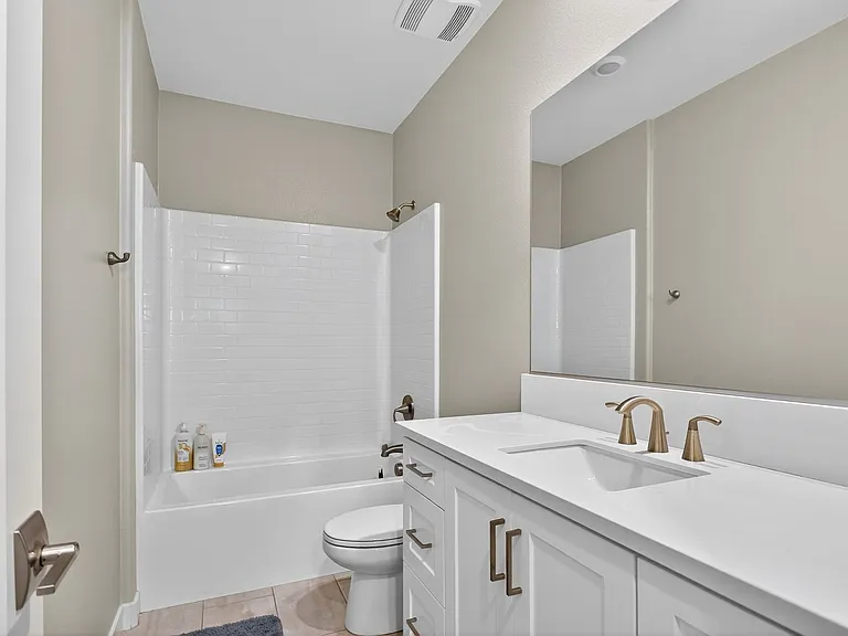 1733 Artemisia Ct — Photo 23