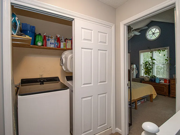 103 Ashley Ct — Photo 18