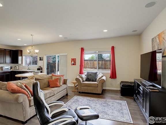 2nd image of 563 Cordova Ct