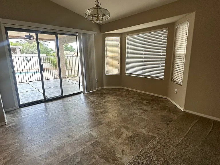 13235 W Banff Ln — Photo 5