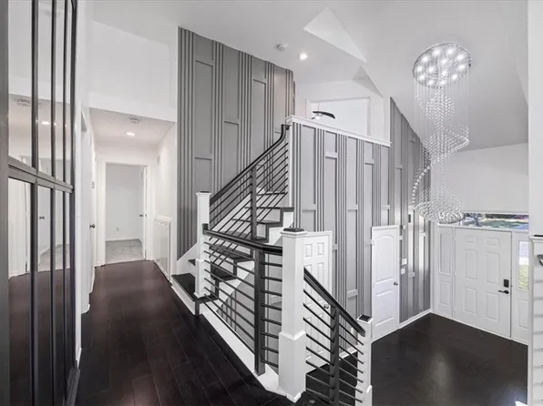 13209 Knox St, Overland Park, KS 66213