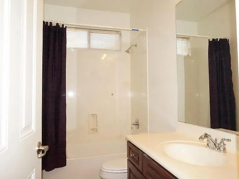 1354 Sabatina St — Photo 4