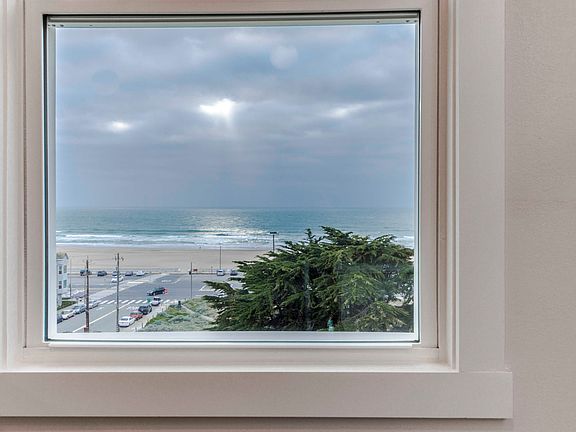4th image of 4740 Balboa St #503