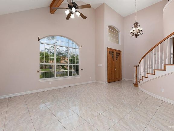 5th image of 200 Auburn Ave