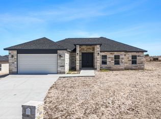 521 Canyon Creek Dr, Del Rio, TX 78840