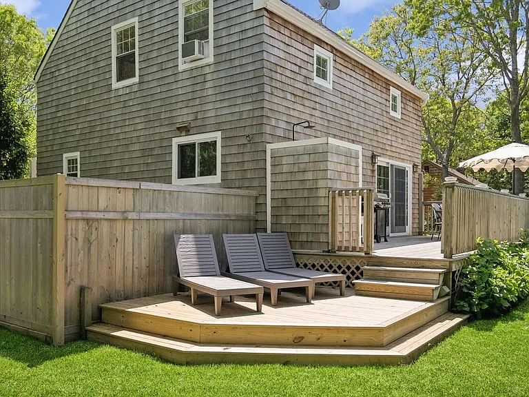 McElnea St — Photo 29