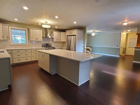 5th image of 9662 Ginny Ln