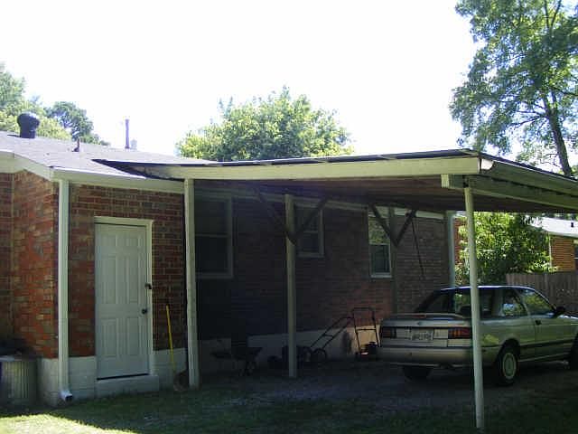 2nd image of 1932 Lynnwood Dr