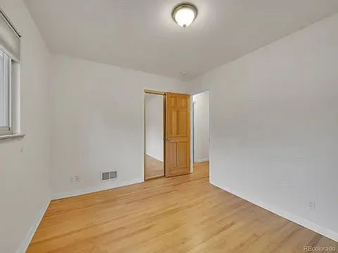 960 Garrison St — Photo 16