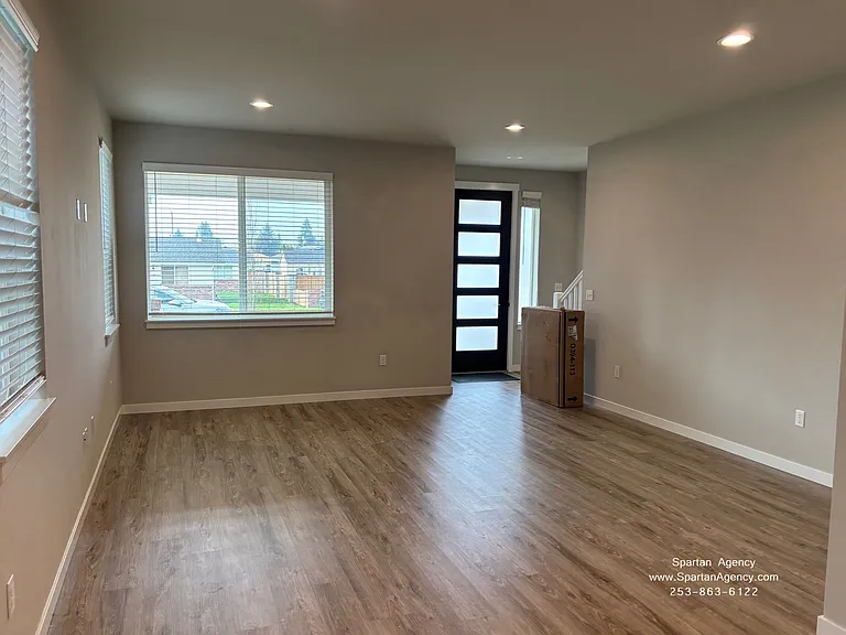 507 15th St SE #507 — Photo 3