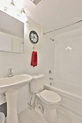 60 Mountview Ave — Photo 10