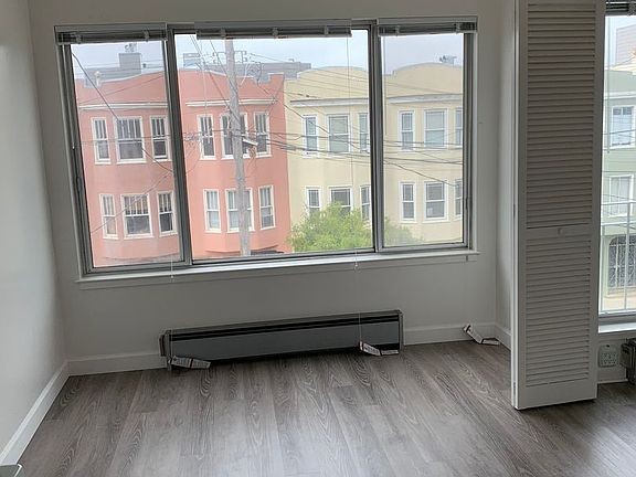 5th image of 3010 Octavia St APT 3