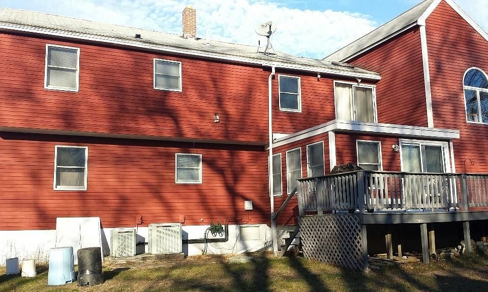 2nd image of 32 Raven Rd