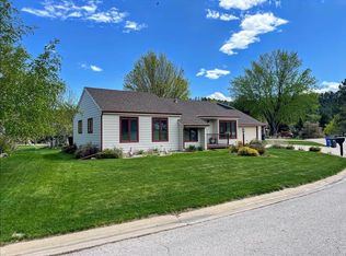 3408 Powderhorn Cir, Rapid City, SD 57702