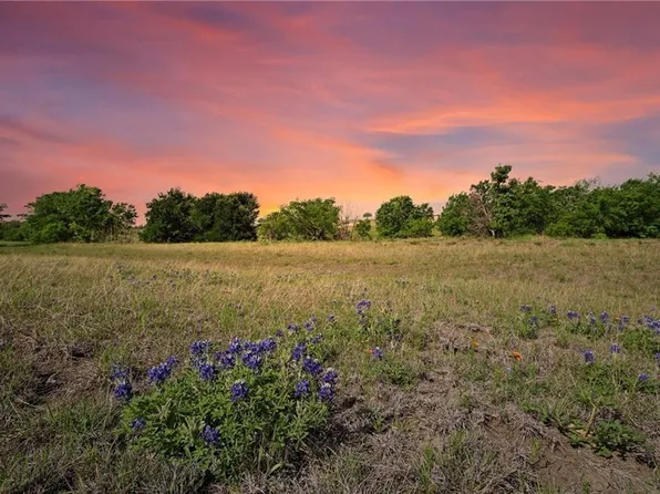 20512 Cameron Rd, Coupland, TX 78615