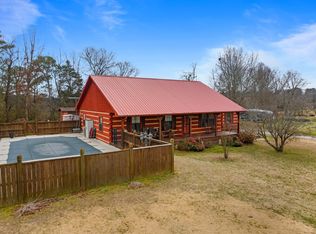 855 Chestnut Grove Cir, Dandridge, TN 37725