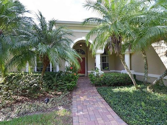 2nd image of 2917 Magdalene Woods Dr