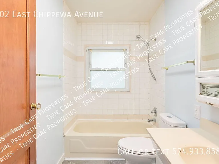 402 E Chippewa Ave — Photo 11