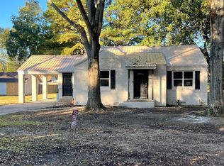 303 N Main St, Searcy, AR 72010